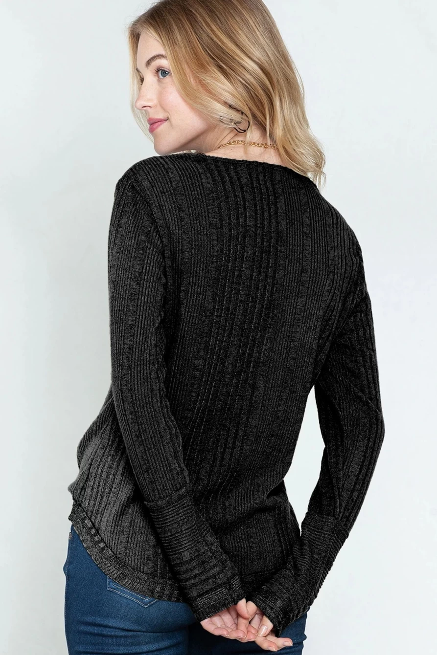 Shewin Women's Black Textured V-Neck Buttoned Ribbed Knit Top