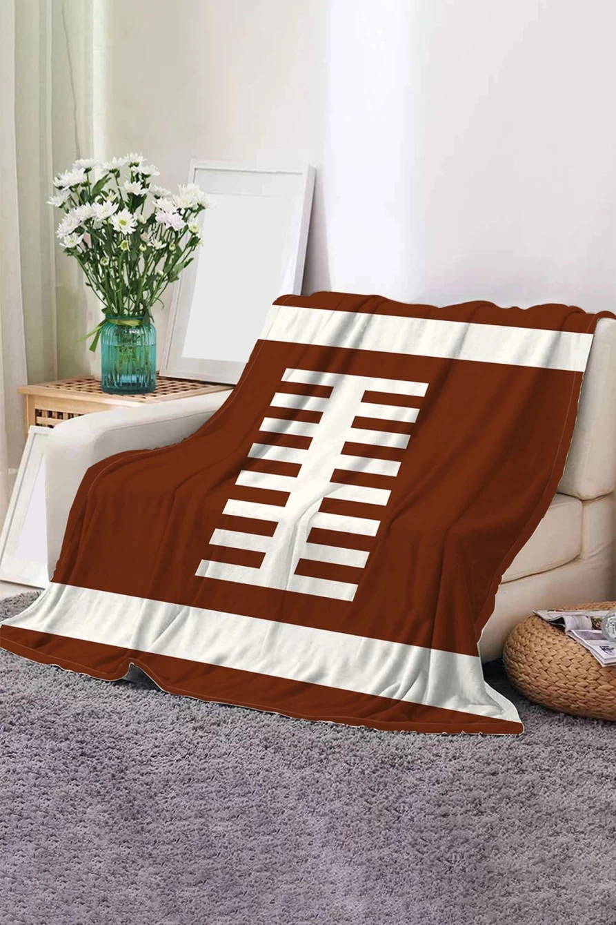 Shewin Women's Chestnut Rugby Game Fleece Blanket 150x130cm - Cozy Sports-Themed Throw
