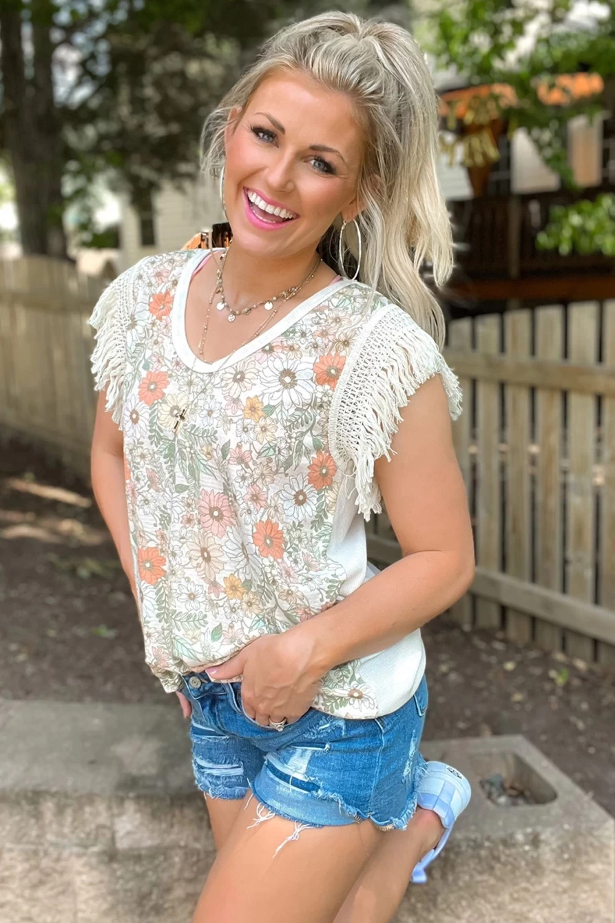 Shewin Women's White Boho Floral Print Fringe Trim Sleeveless Blouse Top