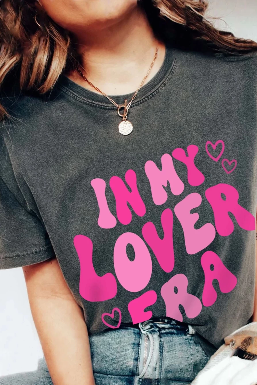 "SheWin Women's Black Valentine's Day Graphic Tee - In My Lover Era Romantic T-Shirt"