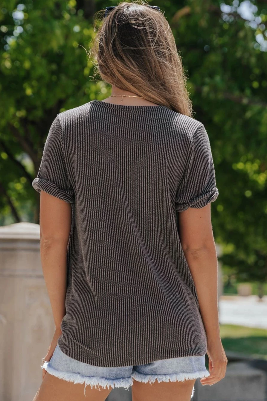 Shewin Women's Carbon Grey V-Neck Pocket T-Shirt - Soft Cotton Casual Tee