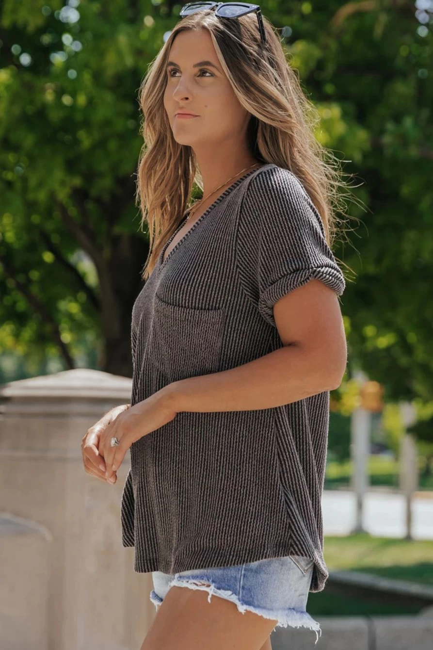 Shewin Women's Carbon Grey V-Neck Pocket T-Shirt - Soft Cotton Casual Tee