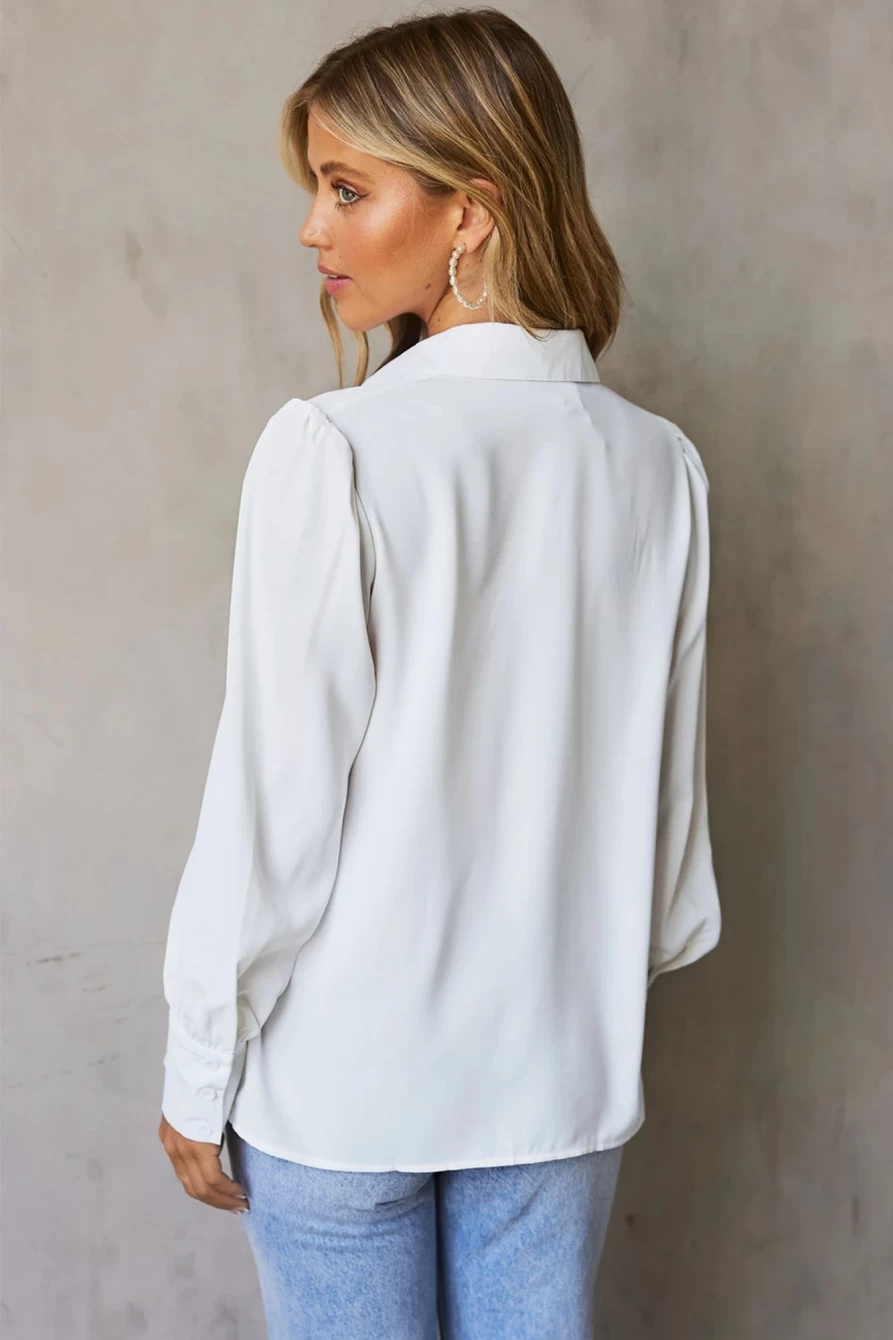Shewin Women's White Pleated Puff Sleeve Button-Up Shirt - Solid Color Blouse