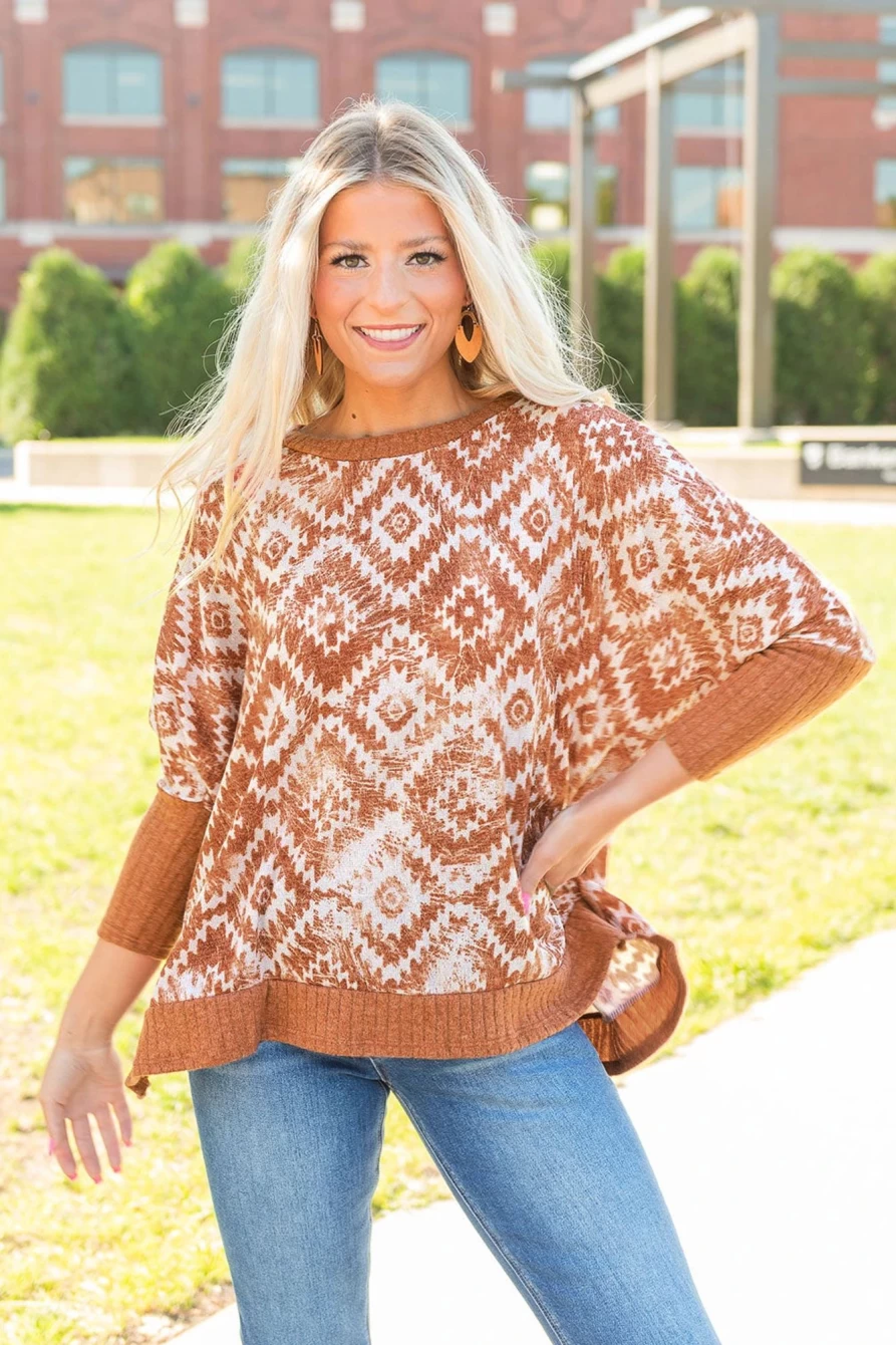 Shewin Women's White Printed Geometric Long Sleeve Ribbed Contrast Top