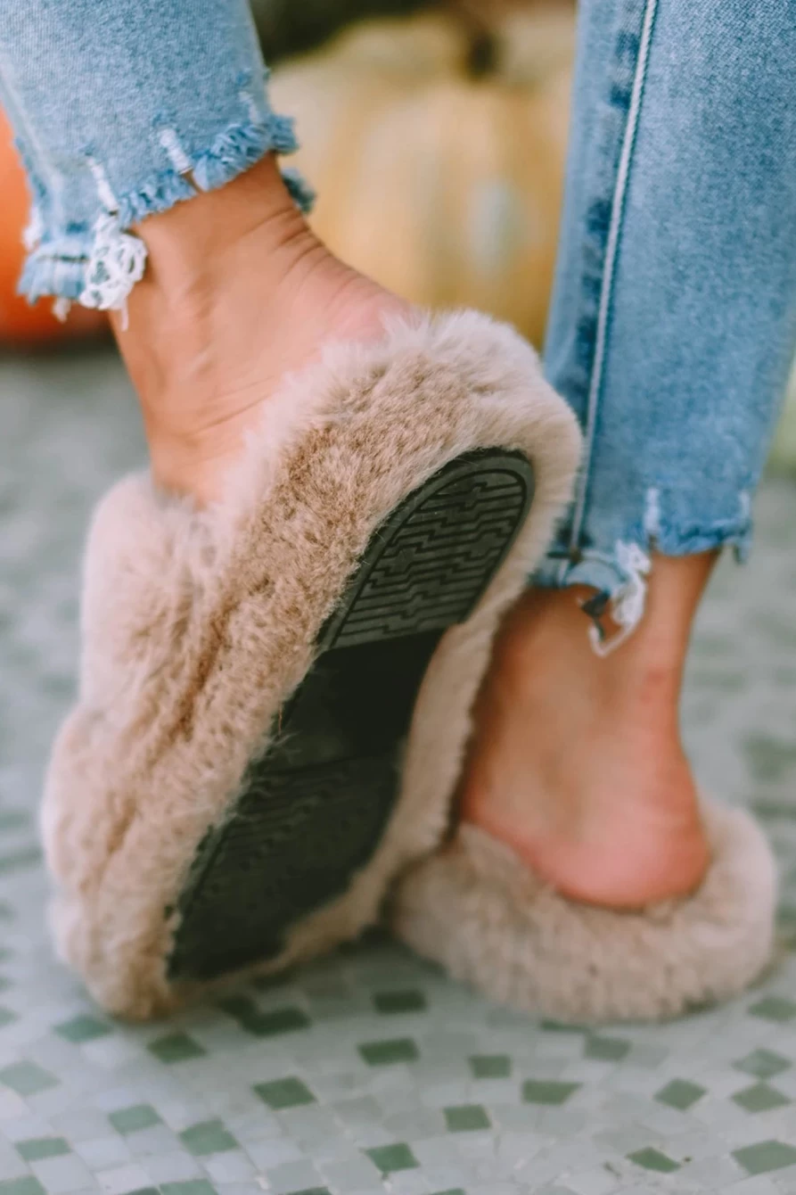 Shewin Women's Brown Winter Plush Hollow Out Slippers - Cozy Fuzzy House Shoes