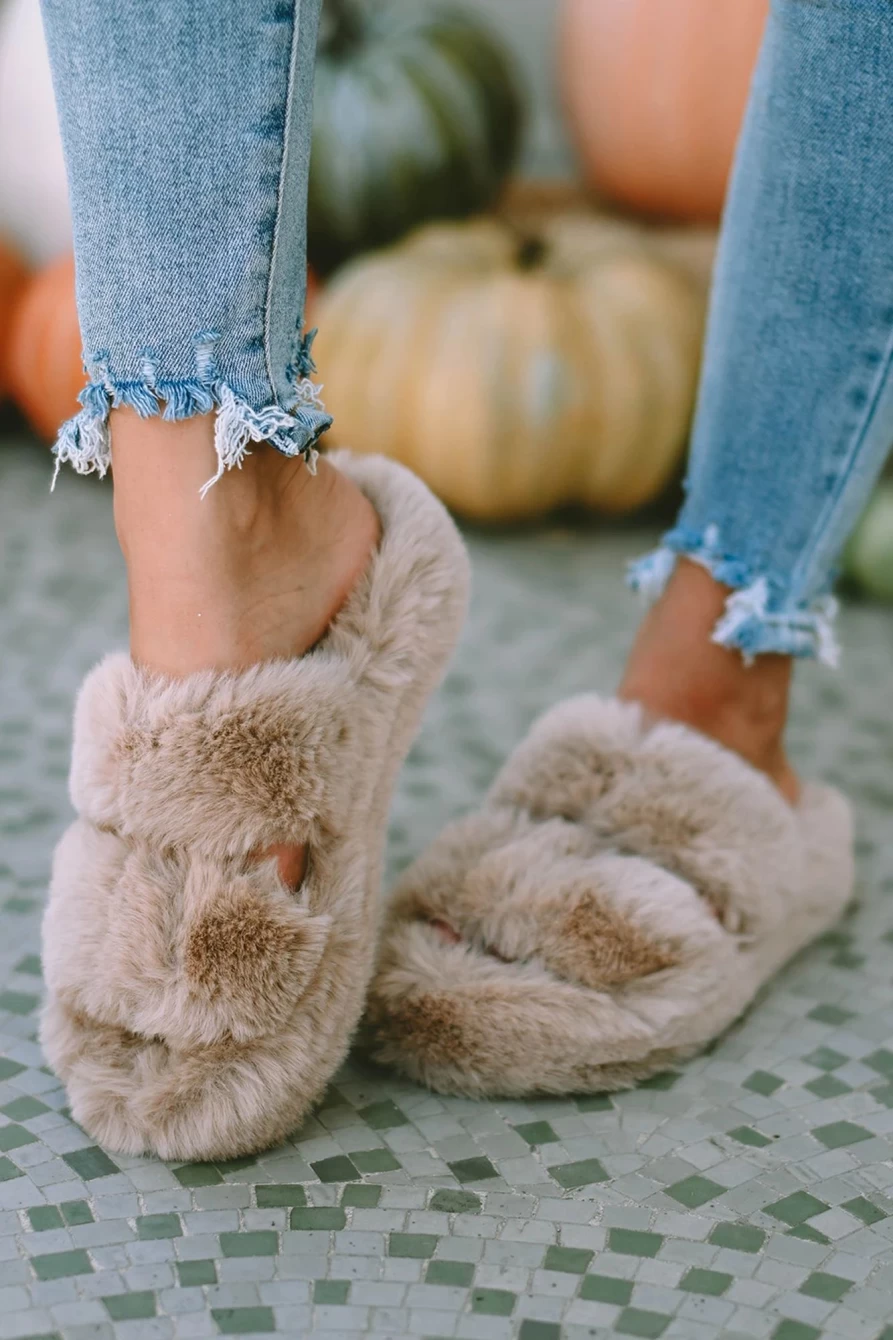 Shewin Women's Brown Winter Plush Hollow Out Slippers - Cozy Fuzzy House Shoes