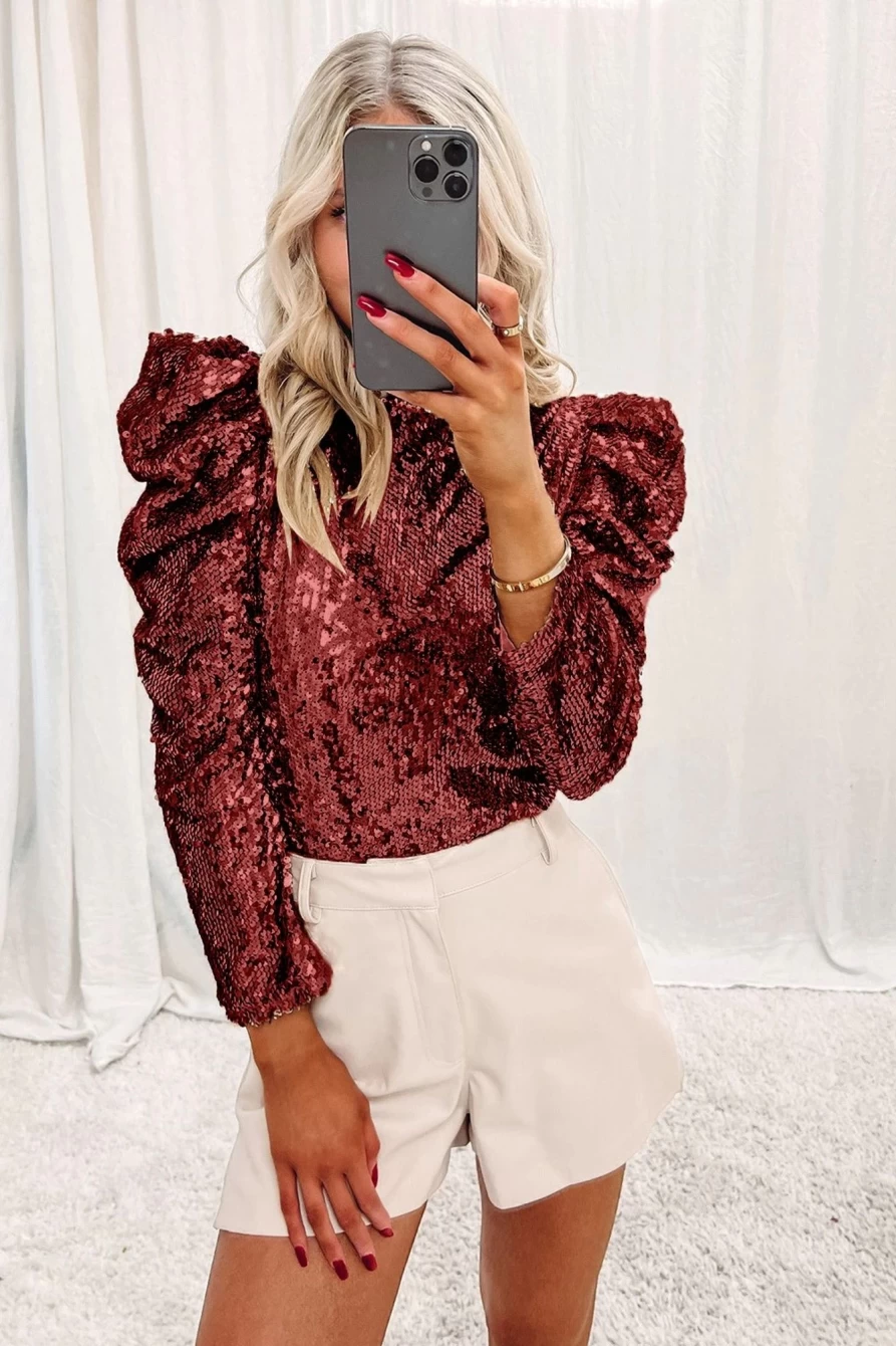Shewin Women's Burgundy Sequin Mock Neck Ruched Puff Sleeve Top