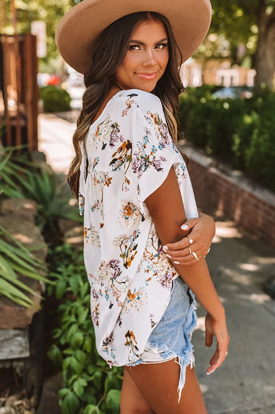 Shewin Women's White Floral Ruffled Knot Detail Short Sleeve Blouse Top