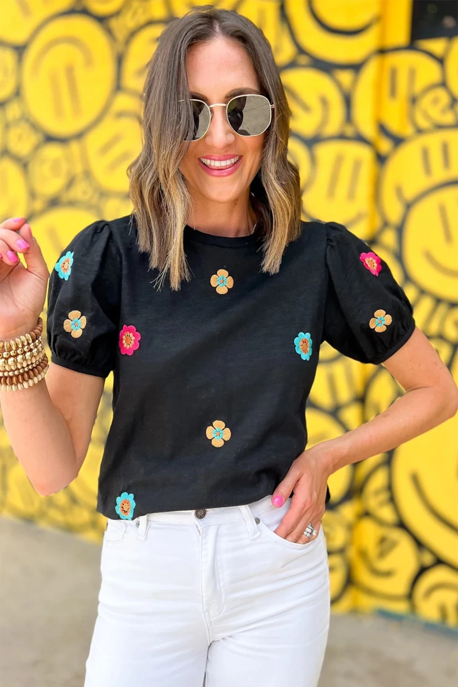 Shewin Women's Black Embroidered Floral Puff Sleeve T-Shirt