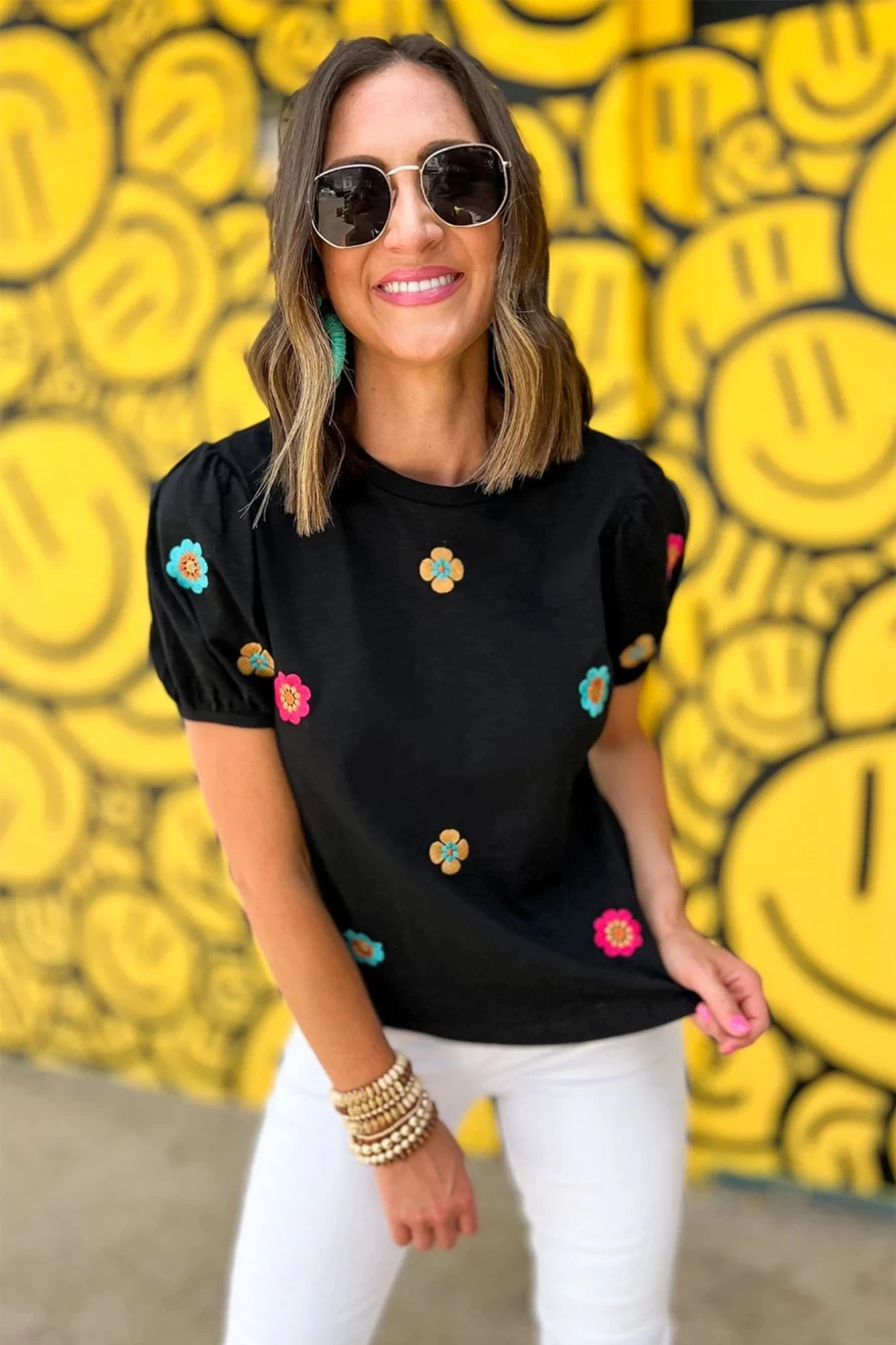 Shewin Women's Black Embroidered Floral Puff Sleeve T-Shirt