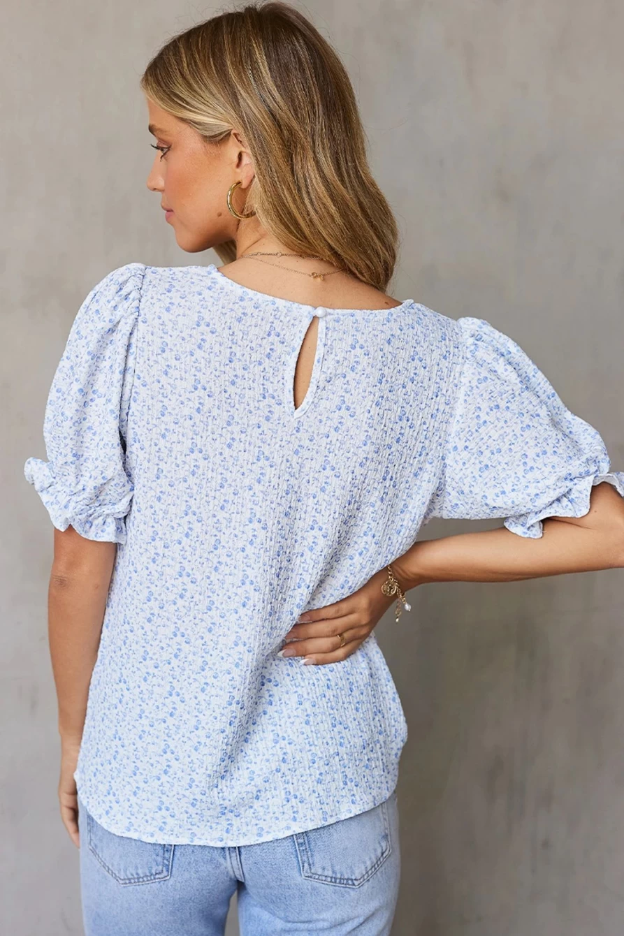 "Shewin Women's Sky Blue Boho Floral Print Smocked Blouse with Puff Sleeves"