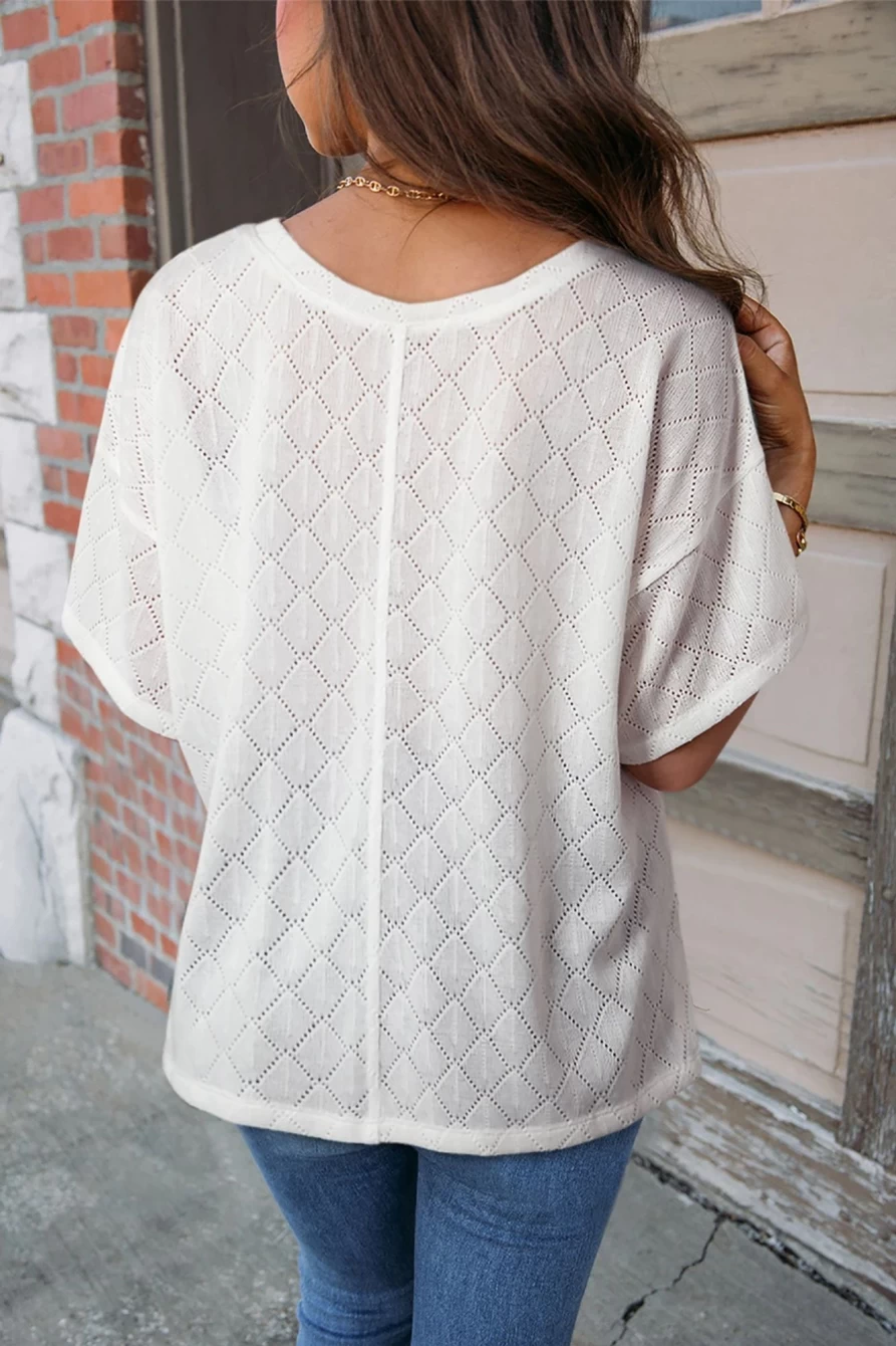 Shewin Women's White Oversized V-Neck Knitted Blouse with Side Slits - Flowy Top