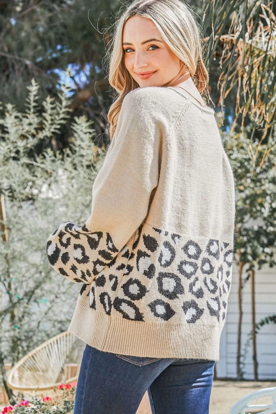 Shewin Women's Khaki Animal Print Knit Pullover Sweater with Color Block Raglan Sleeves